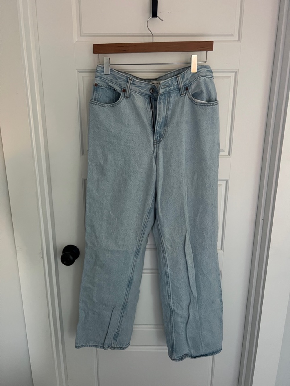 Abercrombie & Fitch Light Blue High-Rise Loose Jeans